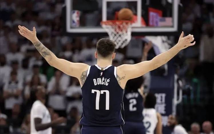 关于东契奇新星问鼎冠军表现惊艳，巴黎圣日耳曼未来可期！的信息-ayx爱游戏